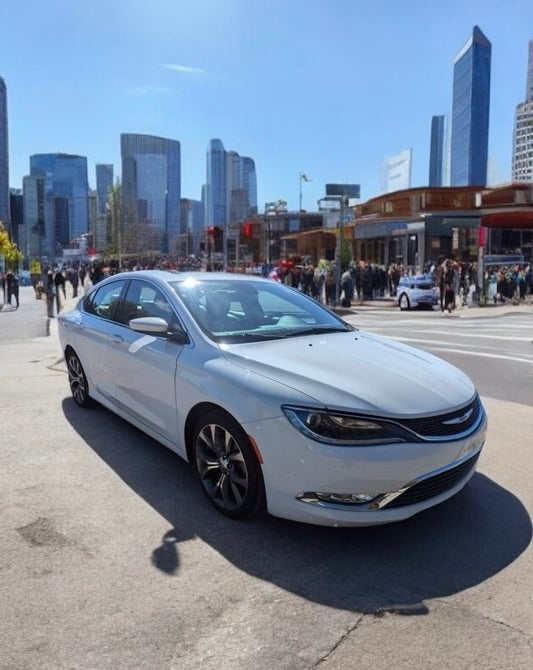 Chrysler 200 (White)