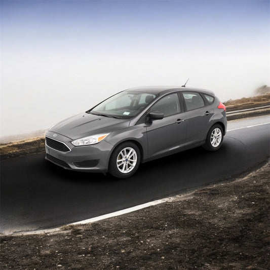 Ford Focus SE (Dark Silver)
